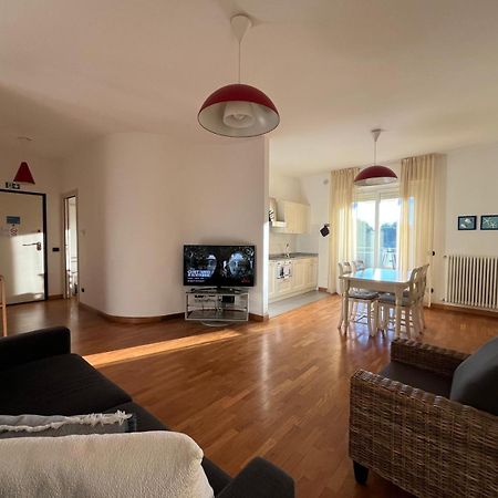 Dea Apartments ألبينغا المظهر الخارجي الصورة
