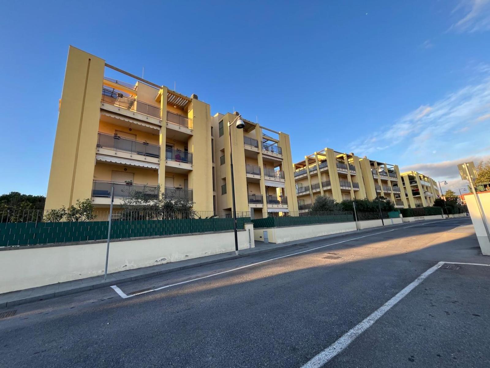 Dea Apartments ألبينغا المظهر الخارجي الصورة
