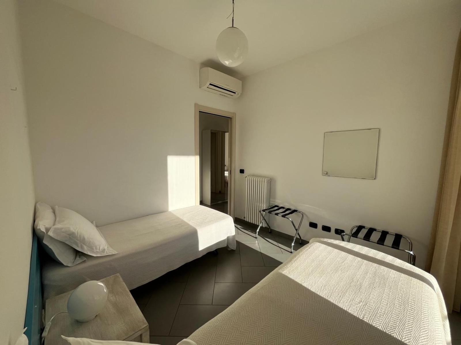 Dea Apartments ألبينغا المظهر الخارجي الصورة