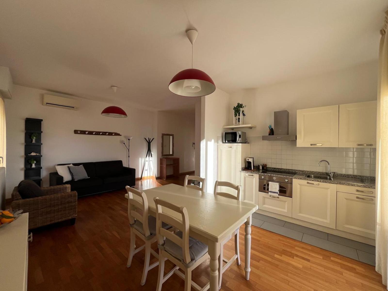 Dea Apartments ألبينغا المظهر الخارجي الصورة
