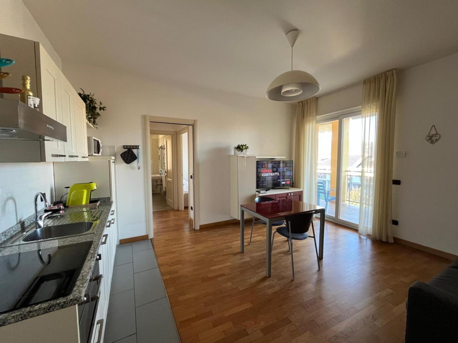 Dea Apartments ألبينغا المظهر الخارجي الصورة